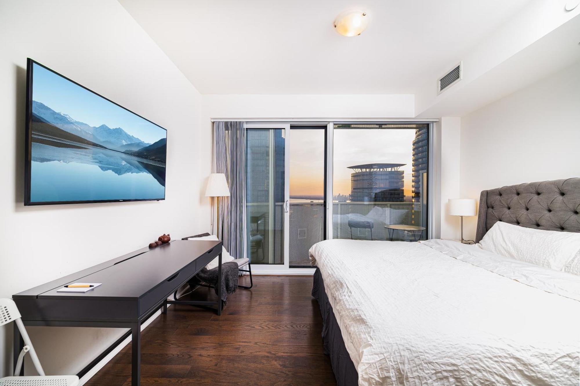 Presidential Suite Heart Of Downtown With Stunning View Toronto Exteriör bild