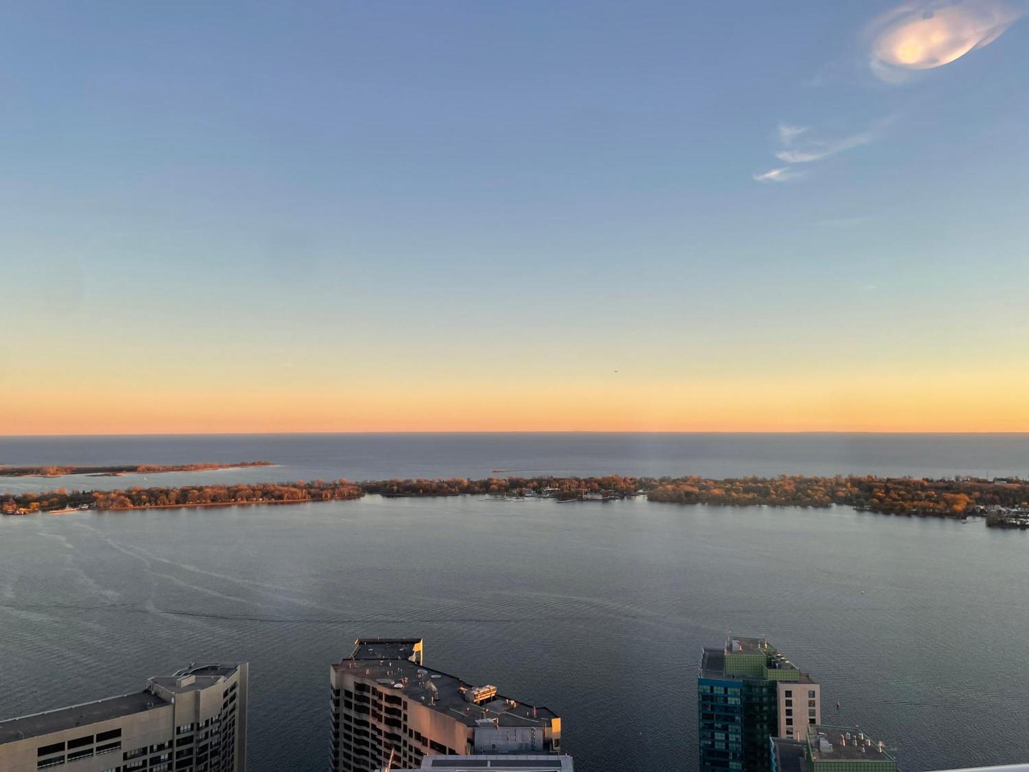 Presidential Suite Heart Of Downtown With Stunning View Toronto Exteriör bild