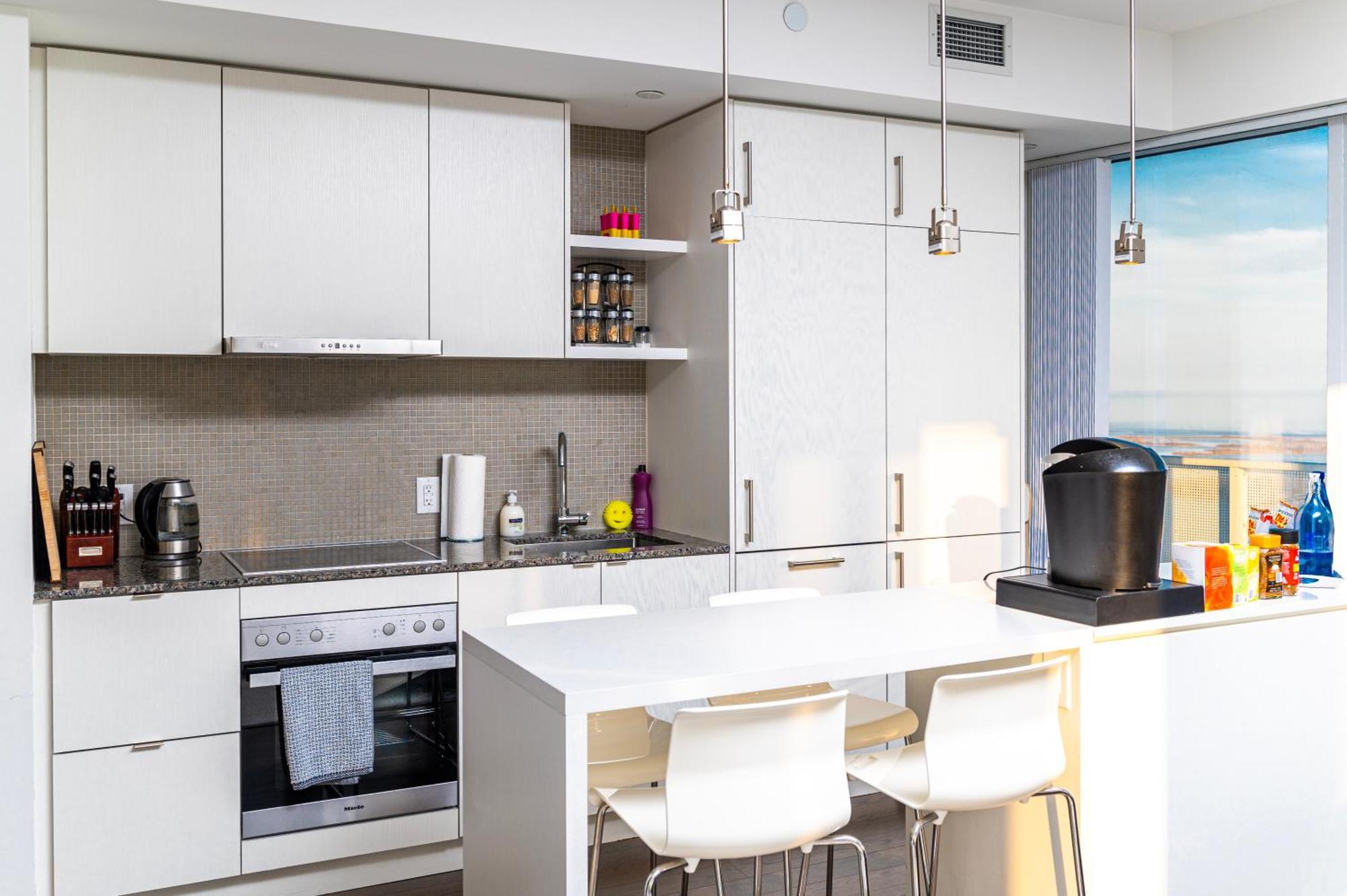 Presidential Suite Heart Of Downtown With Stunning View Toronto Exteriör bild